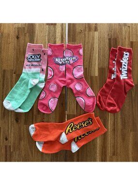 Novelty Crew Socks Reese’s Twizzlers Bubble Yum Jolly Rancher 4 Pairs Women’s‎ S
